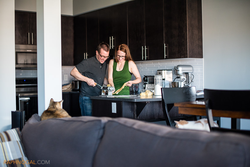 at-home-cooking-engagement-photos-4