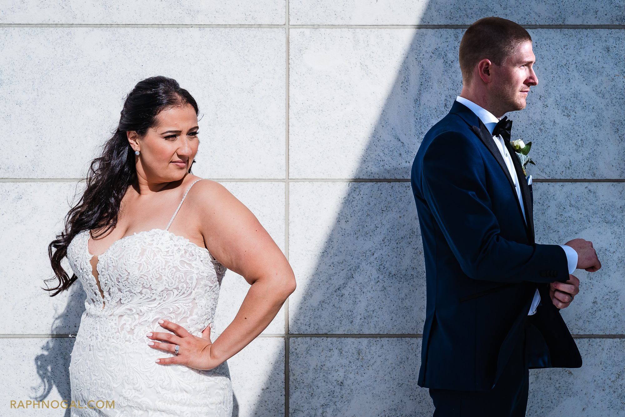 Bride in sun and groom in shade at Aga Khan Museum